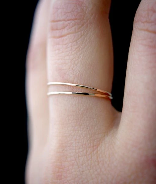HAMMERED THIN STACKING RING - Image 5